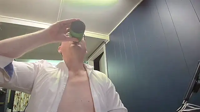 tilobinder online show from 12.21.25