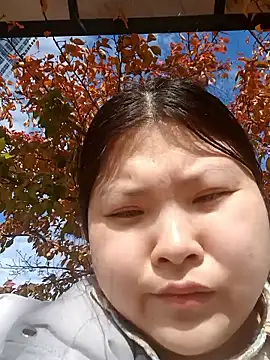 Snapshot of hello098712 chatting on 11.11.25 hello098712 online show from 11.11.25