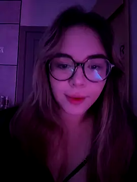 Snapshot of CutiePie3 chatting on 10.03.25 CutiePie3 online show from 10.03.25