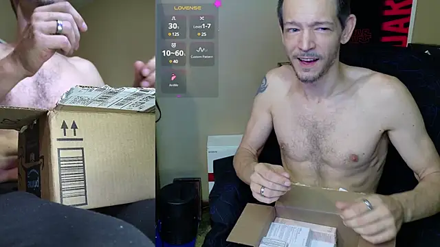 Snapshot of MasterForgedRayy chatting on 12.20.24 MasterForgedRayy online show from 12.20.24