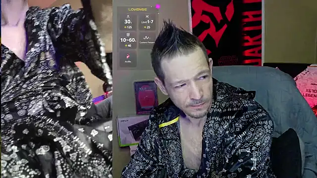 Snapshot of MasterForgedRayy chatting on 01.23.25 MasterForgedRayy online show from 01.23.25