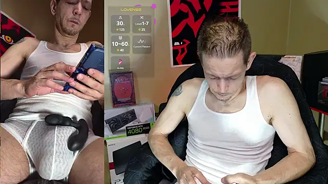 Snapshot of MasterForgedRayy chatting on 02.20.25 MasterForgedRayy online show from 02.20.25