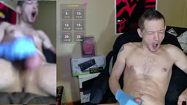 Snapshot of MasterForgedRayy chatting on 03.11.25 MasterForgedRayy online show from 03.11.25