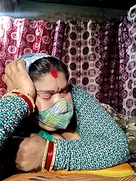 Hot Falguni online show from 01.06.25