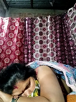 Hot Falguni online show from 02.08.25
