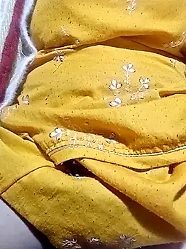 Hot Falguni online show from 02.24.25