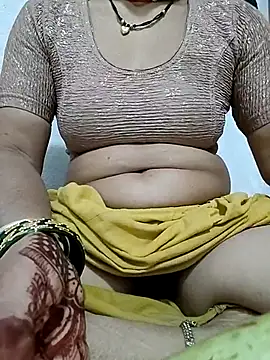 Hot Falguni online show from 09.20.25