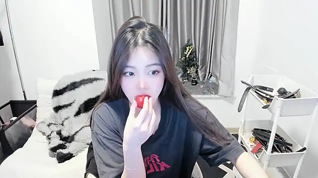 Snapshot of bbtt544 chatting on 03.19.25 bbtt544 online show from 03.19.25