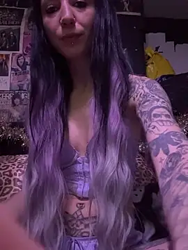 MissMidnightUK online show from 12.05.25