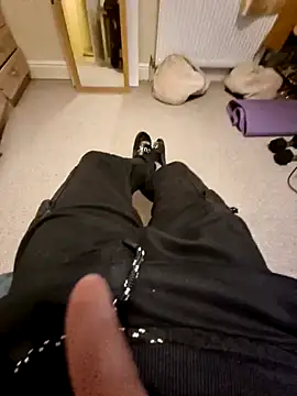 Snapshot of realityyshowww chatting on 12.12.24 realityyshowww online show from 12.12.24