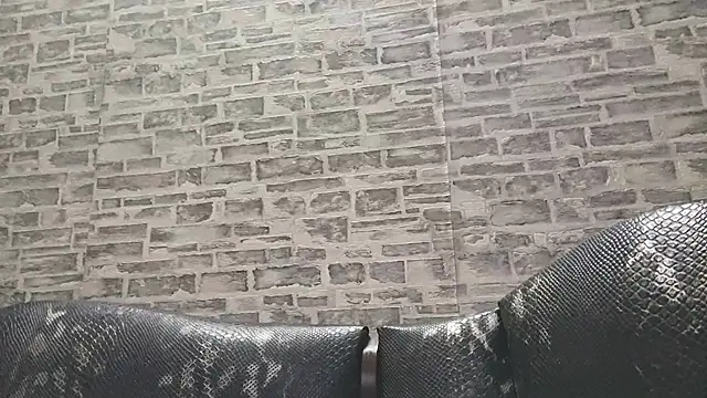 Snapshot of EdithManning chatting on 03.18.25 EdithManning online show from 03.18.25