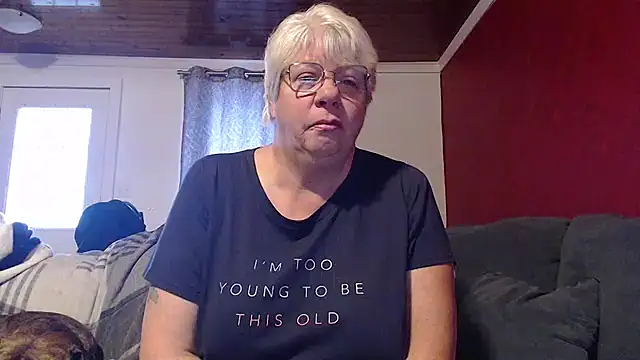 Snapshot of canadiancougar1965 chatting on 11.13.25 canadiancougar1965 online show from 11.13.25