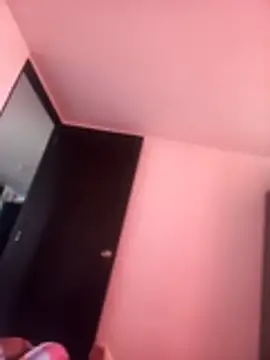 Snapshot of Guido1982 chatting on 11.04.25 Guido1982 online show from 11.04.25