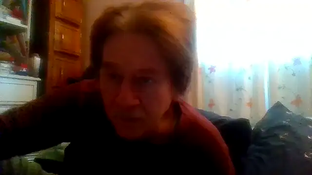 Snapshot of frankie7inch chatting on 06.03.26 frankie7inch online show from 06.03.26