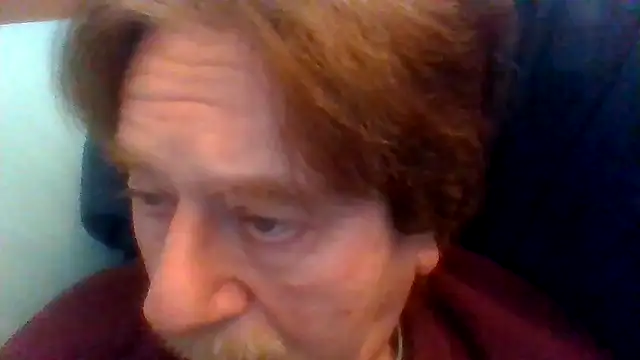 Snapshot of frankie7inch chatting on 06.03.26 frankie7inch online show from 06.03.26