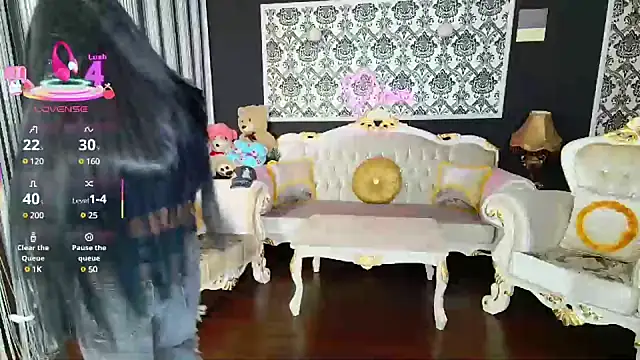 Snapshot of AllWay chatting on 03.21.25 AllWay online show from 03.21.25