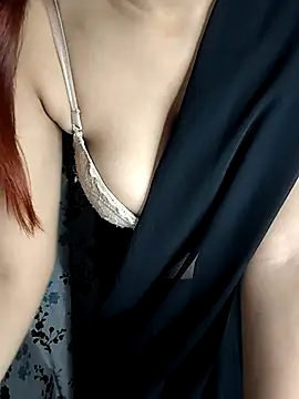 its Lailaa online show from 02.12.25