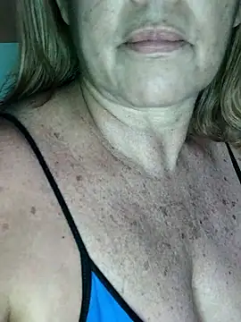 Kasandra Ho online show from 04.06.26