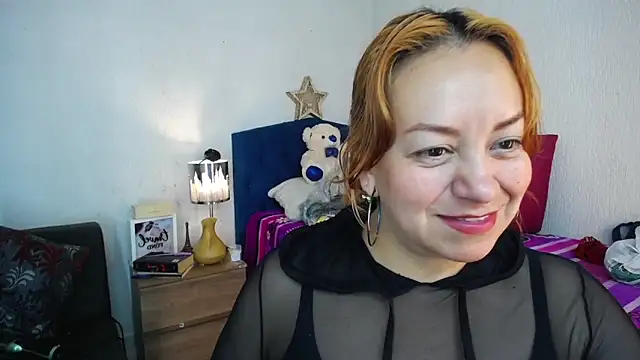 Snapshot of Delilah_Belmont chatting on 12.08.24 Delilah Belmont online show from 12.08.24