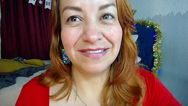 Snapshot of Delilah_Belmont chatting on 01.06.25 Delilah Belmont online show from 01.06.25