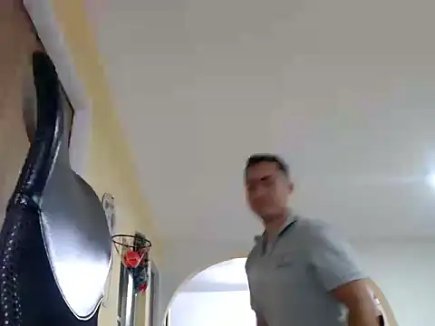 Snapshot of dragon1006 chatting on 01.18.25 dragon1006 online show from 01.18.25