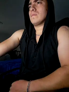 Snapshot of dragon1006 chatting on 03.05.25 dragon1006 online show from 03.05.25