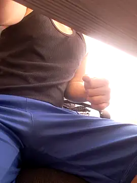 Snapshot of dragon1006 chatting on 03.05.25 dragon1006 online show from 03.05.25