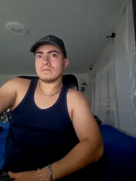 Snapshot of dragon1006 chatting on 03.23.25 dragon1006 online show from 03.23.25