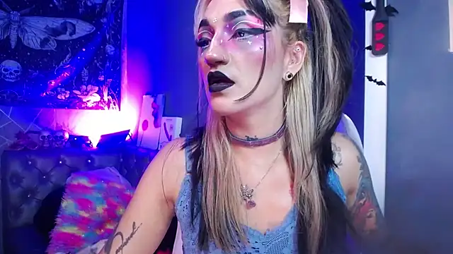 Snapshot of amelierouss chatting on 06.03.26 amelierouss online show from 06.03.26