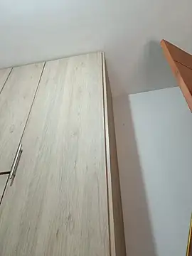 Snapshot of kharoll chatting on 09.28.25 kharoll online show from 09.28.25