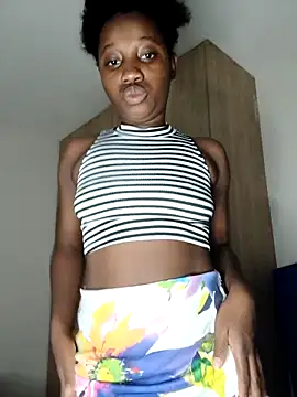 Snapshot of kharoll chatting on 10.05.25 kharoll online show from 10.05.25