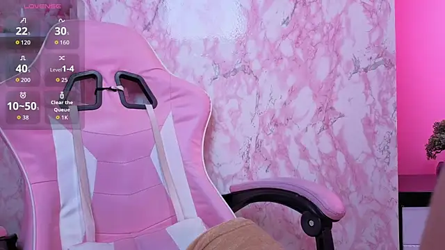 Snapshot of Samantha_Collen chatting on 11.12.25 Samantha Collen online show from 11.12.25