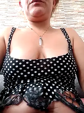 Skylar-Vox- online show from 10.17.25