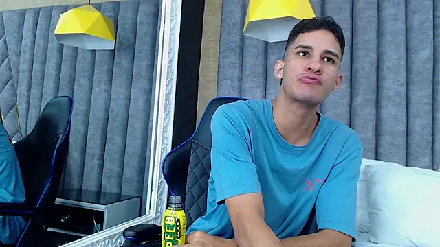 Snapshot of JakeMoxley chatting on 01.26.25 JakeMoxley online show from 01.26.25