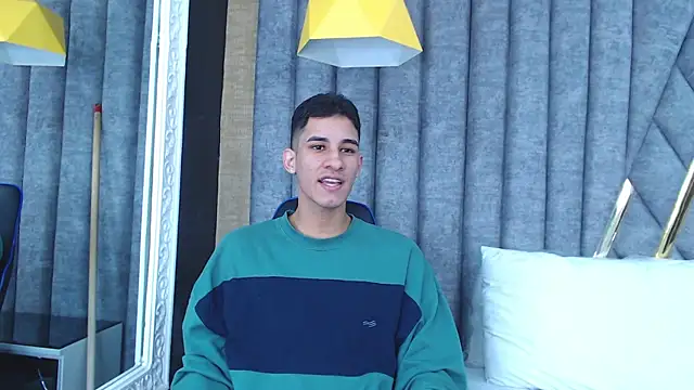 Snapshot of JakeMoxley chatting on 01.28.25 JakeMoxley online show from 01.28.25