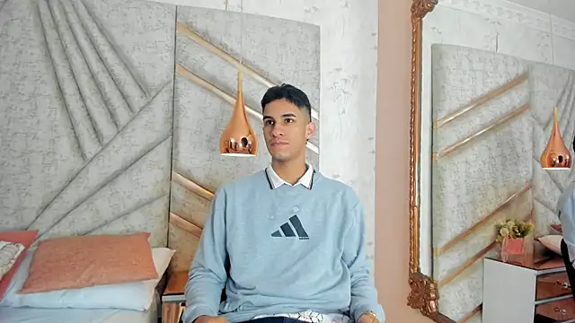 Snapshot of JakeMoxley chatting on 02.06.25 JakeMoxley online show from 02.06.25