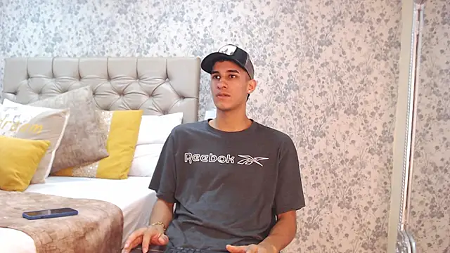 Snapshot of JakeMoxley chatting on 02.15.25 JakeMoxley online show from 02.15.25