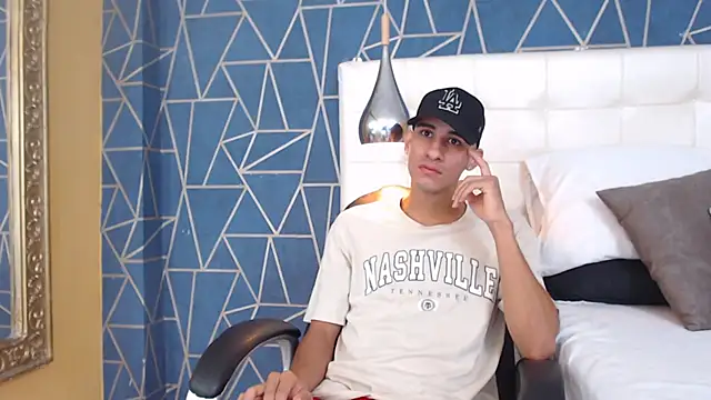 Snapshot of JakeMoxley chatting on 02.18.25 JakeMoxley online show from 02.18.25