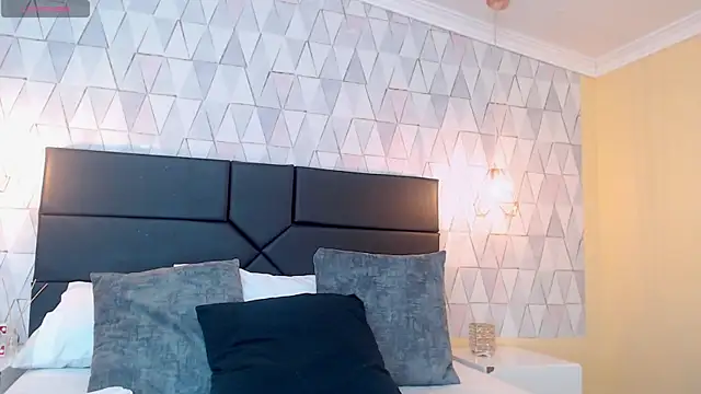 Snapshot of JakeMoxley chatting on 02.21.25 JakeMoxley online show from 02.21.25