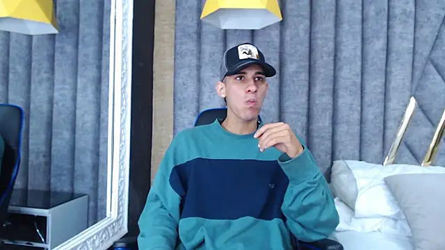 Snapshot of JakeMoxley chatting on 02.24.25 JakeMoxley online show from 02.24.25