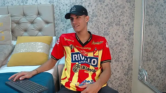 Snapshot of JakeMoxley chatting on 03.15.25 JakeMoxley online show from 03.15.25