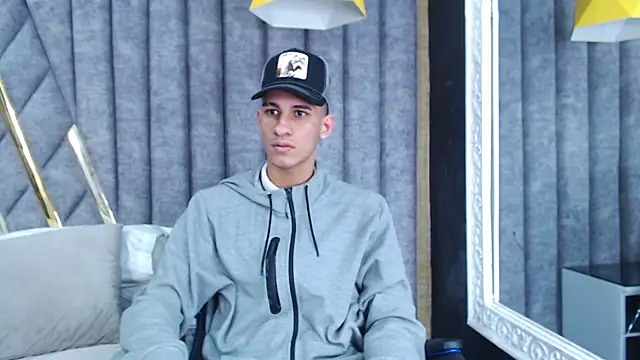 Snapshot of JakeMoxley chatting on 03.18.25 JakeMoxley online show from 03.18.25