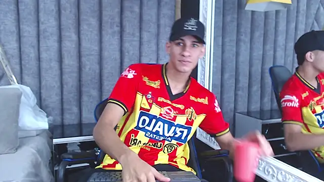 Snapshot of JakeMoxley chatting on 03.22.25 JakeMoxley online show from 03.22.25