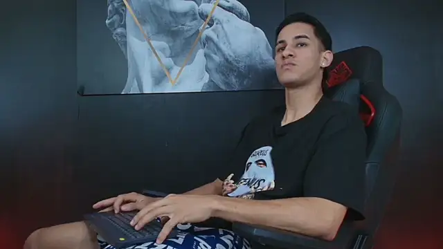 Snapshot of JakeMoxley chatting on 09.15.25 JakeMoxley online show from 09.15.25