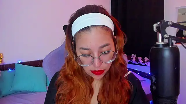  Moon Johnson online show from 11.08.25