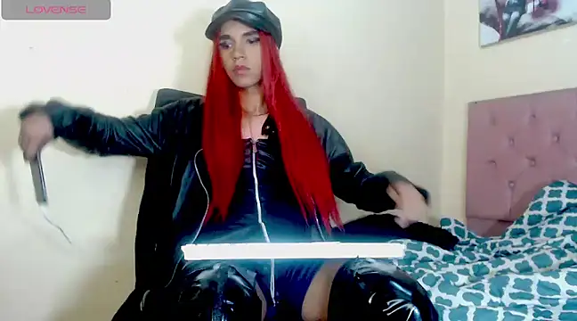 Snapshot of Angiee_Ts chatting on 03.05.25 Angiee Ts online show from 03.05.25