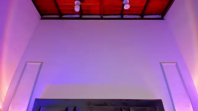 Snapshot of EmmaBecket2 chatting on 01.07.25 EmmaBecket2 online show from 01.07.25