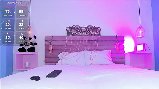 Snapshot of AbyCooper chatting on 10.10.25 AbyCooper online show from 10.10.25