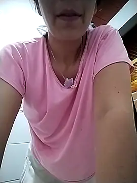 Lucianaferro  online show from 04.26.26