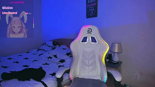 AdellaLoveX online show from 04.17.26